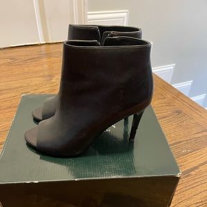 Black leather peep toe Ralph Lauren heels size 9